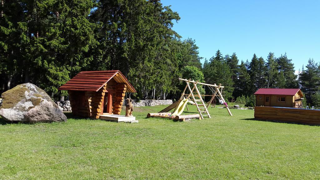 Maenniste Holiday Home Hiievalja Rom bilde