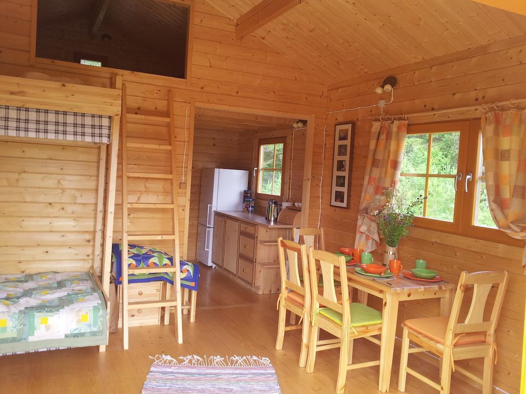 Maenniste Holiday Home Hiievalja Rom bilde
